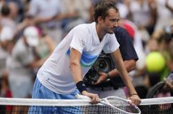 开云体育登录-关于温网横扫年终总决赛，梅德韦杰夫惊艳四座的信息