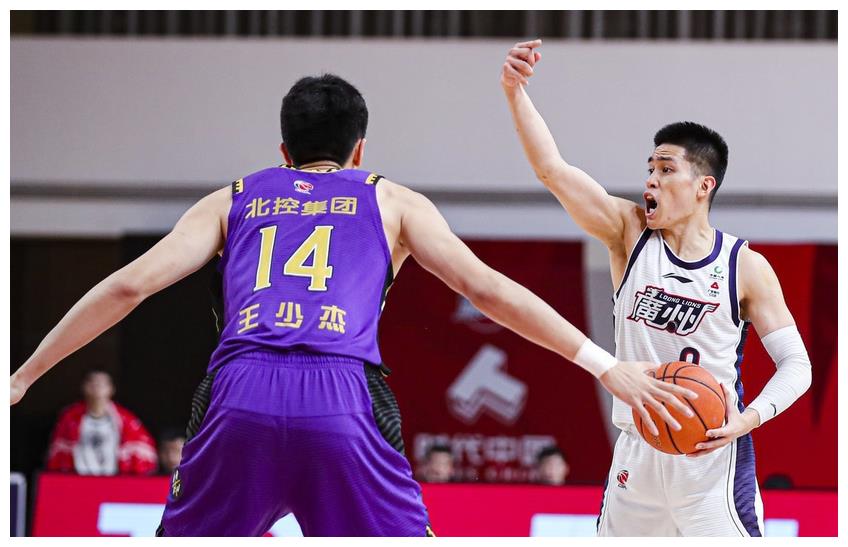 巴斯克队主教练战术妙手临时起舞,带领球队创造奇迹 巴斯克队主教练战术妙手临时起舞,带领球队创造奇迹