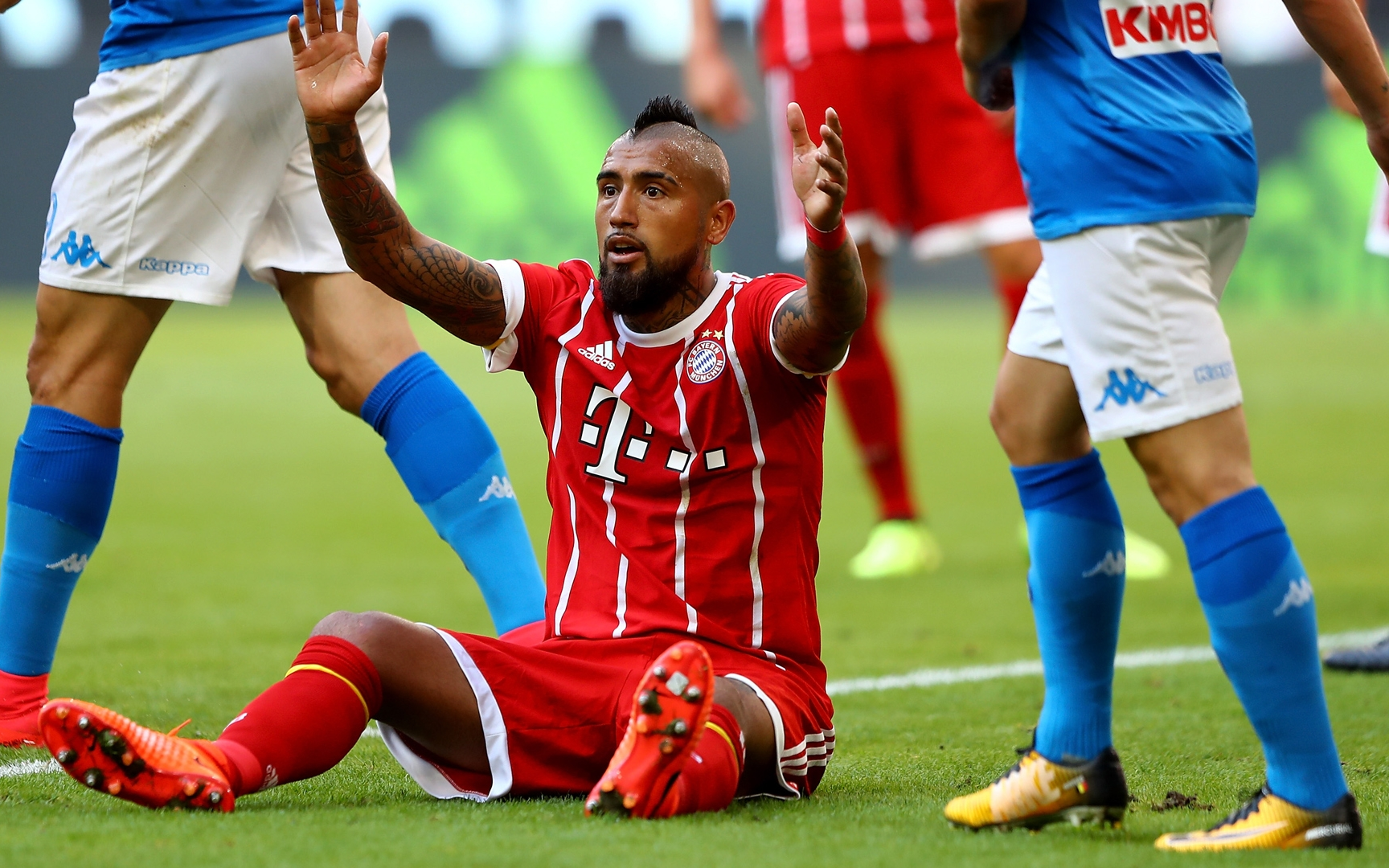 包含那不勒斯轻取拜仁,博格巴2一己之力扛起全队的词条 包含那不勒斯轻取拜仁,博格巴2一己之力扛起全队的词条