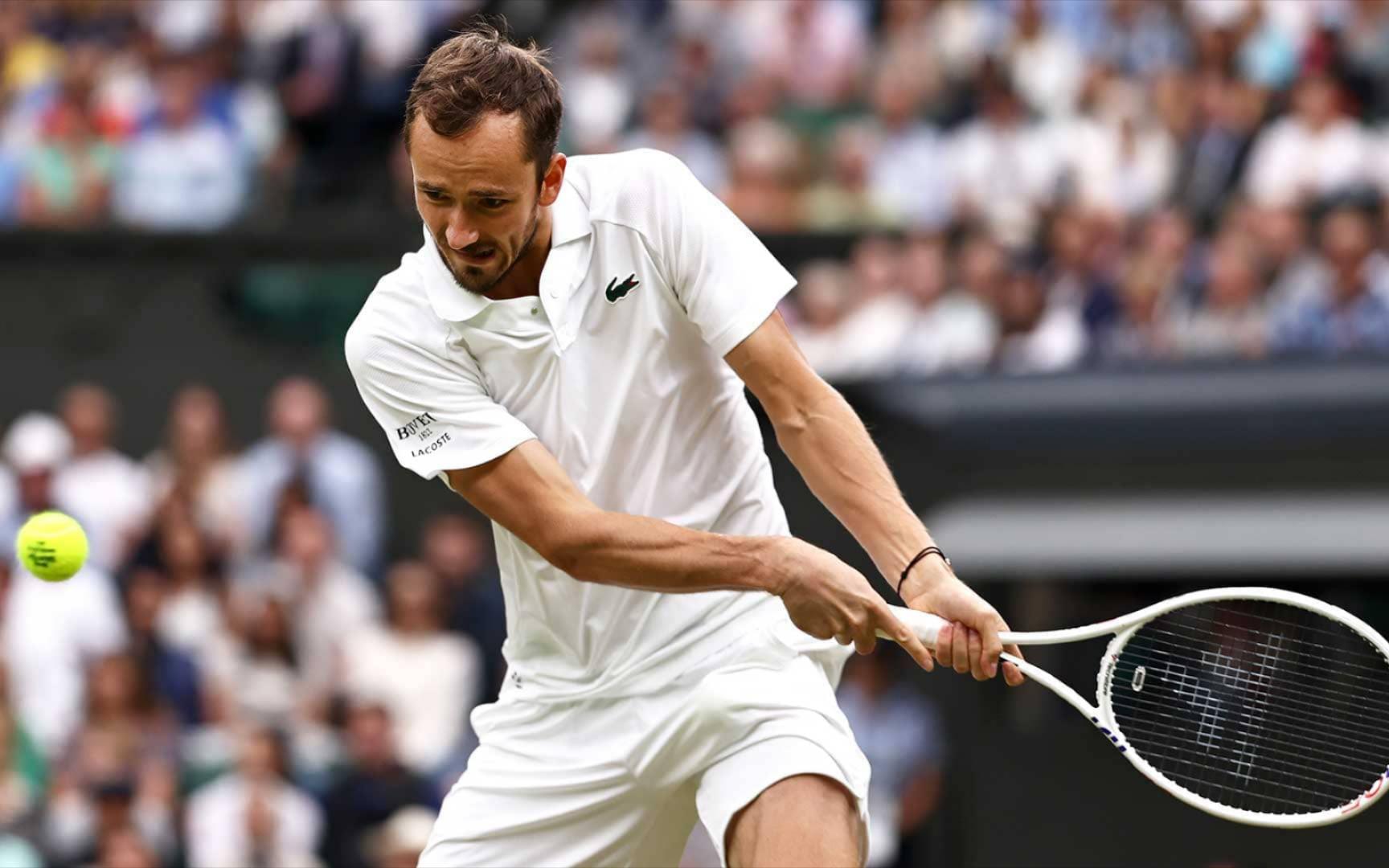 关于温网横扫年终总决赛,梅德韦杰夫惊艳四座的信息 关于温网横扫年终总决赛,梅德韦杰夫惊艳四座的信息